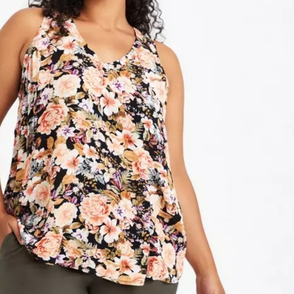 Torrid Crinkle Gauze Floral Tank Top Size 4